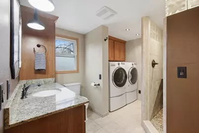 325 Chicago Street, Stoughton, WI 53589 - Photo 10