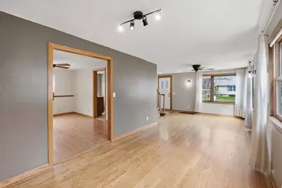 325 Chicago Street, Stoughton, WI 53589 - Photo 4