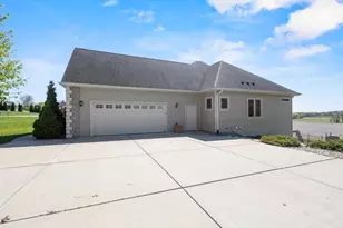 N1657 Carlin Rd, Fort Atkinson, WI 53538 - Photo 42