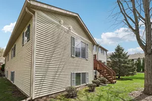 1027 Melvin Ct, Madison, WI 53704 - Photo 20