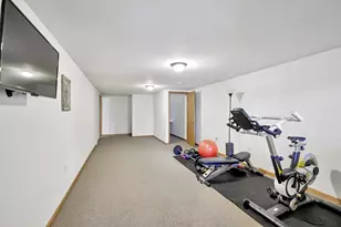 1027 Melvin Ct, Madison, WI 53704 - Photo 14