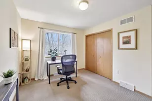 1027 Melvin Ct, Madison, WI 53704 - Photo 12