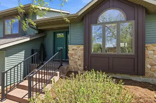5213 Comanche Way, Madison, WI 53704 - Photo 8