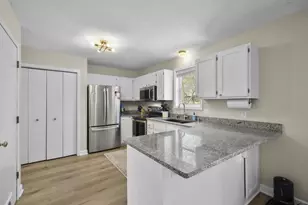 7160 McKee Rd, Madison, WI 53719 - Photo 8