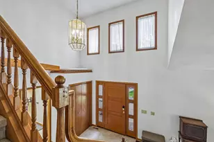 2832 Marledge St, Fitchburg, WI 53711 - Photo 4