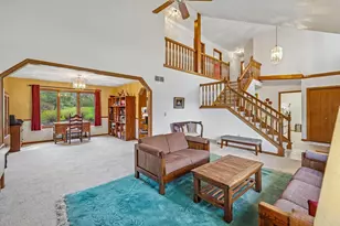 2832 Marledge St, Fitchburg, WI 53711 - Photo 6