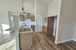 979 Pheasant Run, Lomira, WI 53048 - Photo 12