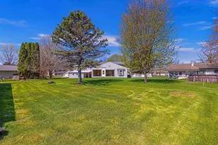 621 Holly Rd, Beloit, WI 53511 - Photo 18