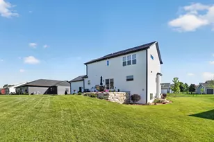 1925 Grieg Dr, Mount Horeb, WI 53572 - Photo 40