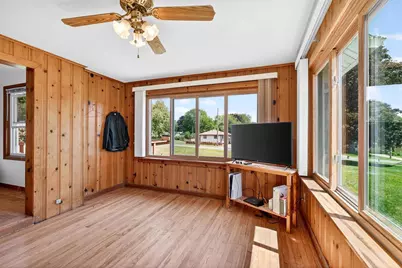 736 Christianson Avenue, Madison, WI 53714 - Photo 8