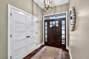 3167 Woodhill Cir, Verona, WI 53593 - Photo 4