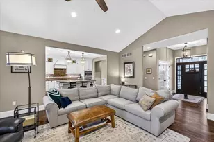 3167 Woodhill Cir, Verona, WI 53593 - Photo 6