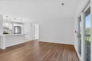1011 S 2nd St, Delavan, WI 53115 - Photo 10