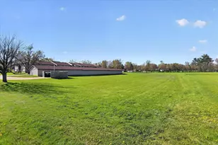 1011 S 2nd St, Delavan, WI 53115 - Photo 54