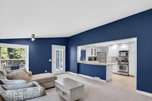 450 Charles Ln, Madison, WI 53711 - Photo 10