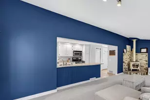 450 Charles Ln, Madison, WI 53711 - Photo 12