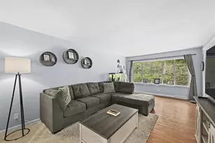 15305 Santa Maria Ct, Brookfield, WI 53005 - Photo 14