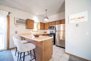 1105 McKenna Blvd, Madison, WI 53719 - Photo 6