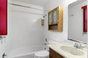 6014 Old Middleton Rd, Madison, WI 53705 - Photo 14