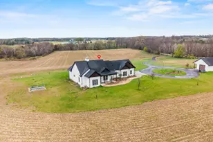 N7117 Black Creek Rd, Princeton, WI 54968 - Photo 4