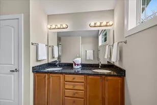 1612 Dewberry Dr, Madison, WI 53719 - Photo 24