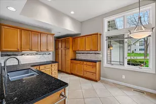 1612 Dewberry Dr, Madison, WI 53719 - Photo 14