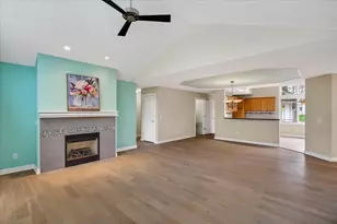 1612 Dewberry Dr, Madison, WI 53719 - Photo 10