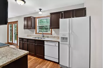 1425 Hyland Drive, Stoughton, WI 53589 - Photo 12