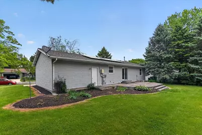 1425 Hyland Drive, Stoughton, WI 53589 - Photo 2