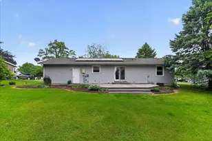1425 Hyland Dr, Stoughton, WI 53589 - Photo 24