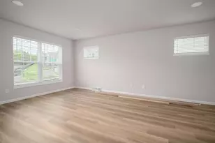 637 Tabby Turn Dr, Middleton, WI 53562 - Photo 2