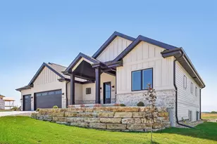 1409 Yeske Dr, Waunakee, WI 53597 - Photo 4