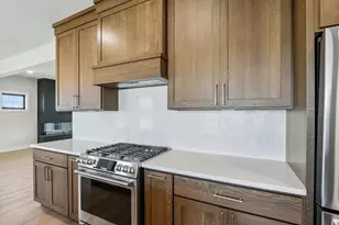 1405 Yeske Dr, Waunakee, WI 53597 - Photo 14