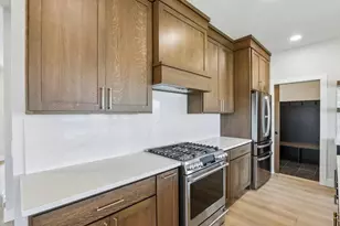 1405 Yeske Dr, Waunakee, WI 53597 - Photo 16