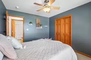 713 Bridlewood Ln Ln, Watertown, WI 53094 - Photo 20