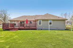713 Bridlewood Ln Ln, Watertown, WI 53094 - Photo 44