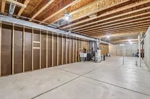 713 Bridlewood Ln Ln, Watertown, WI 53094 - Photo 38