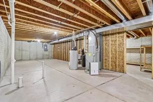 713 Bridlewood Ln Ln, Watertown, WI 53094 - Photo 40