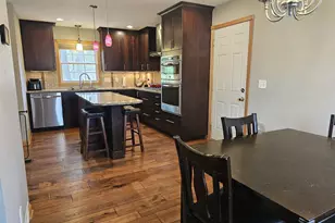 6114 Mulberry Cir, Madison, WI 53711 - Photo 6