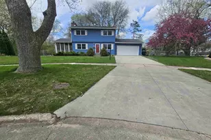6114 Mulberry Cir, Madison, WI 53711 - Photo 2
