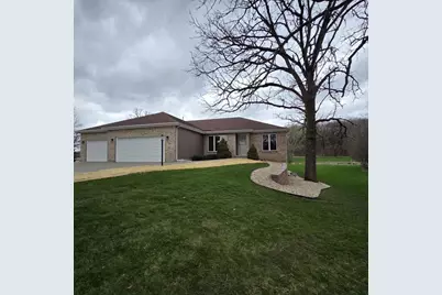 23 Heather Drive, Cottage Grove, WI 53527 - Photo 2