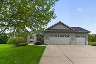 2988 Wyndwood Way, Sun Prairie, WI 53590 - Photo 8