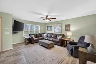 811 Cheshire Castle Way, Verona, WI 53593 - Photo 4