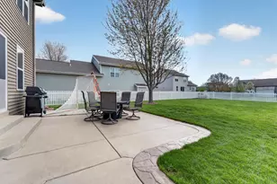 811 Cheshire Castle Way, Verona, WI 53593 - Photo 30