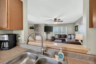 811 Cheshire Castle Way, Verona, WI 53593 - Photo 10