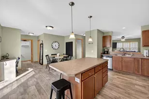 811 Cheshire Castle Way, Verona, WI 53593 - Photo 8