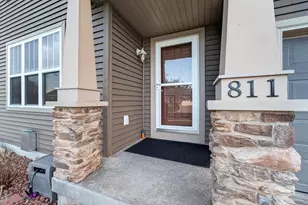 811 Cheshire Castle Way, Verona, WI 53593 - Photo 2