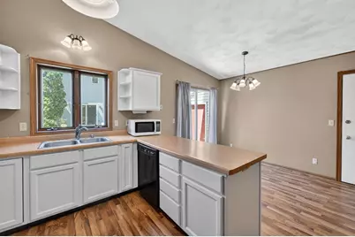 414 Meadow Oak Trail, DeForest, WI 53532 - Photo 8
