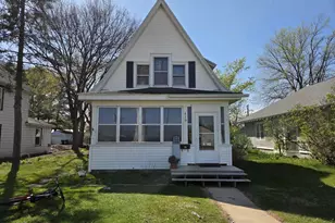 419 Wisconsin Ave, Muscoda,  53573 - Photo 2