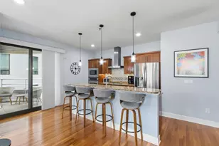 137 Wilson Street, Madison, WI 53703 - Photo 14